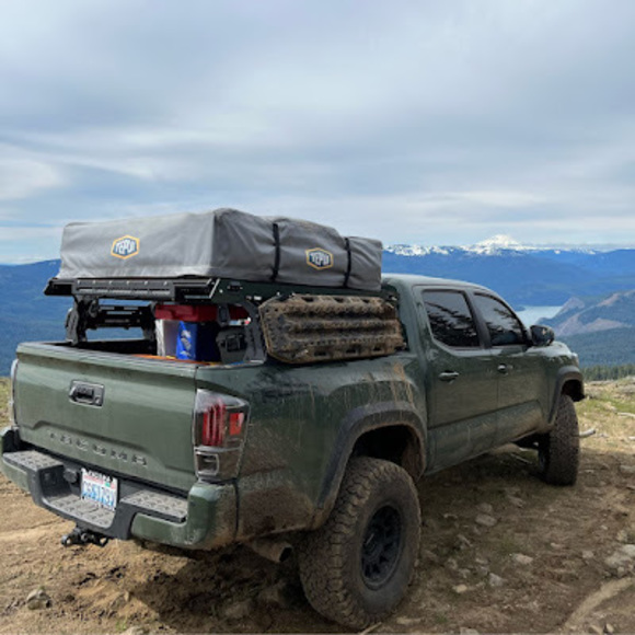 Meet your Posher, Felipe - Picture 1 of 1